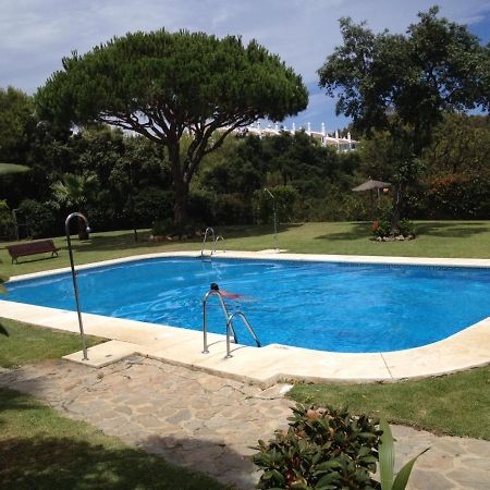 Beautiful Holiday Apartment 2 Bedroom Beach And Pool Malaga Marbella Calahonda Royale Mijas Costa Spain Kültér fotó