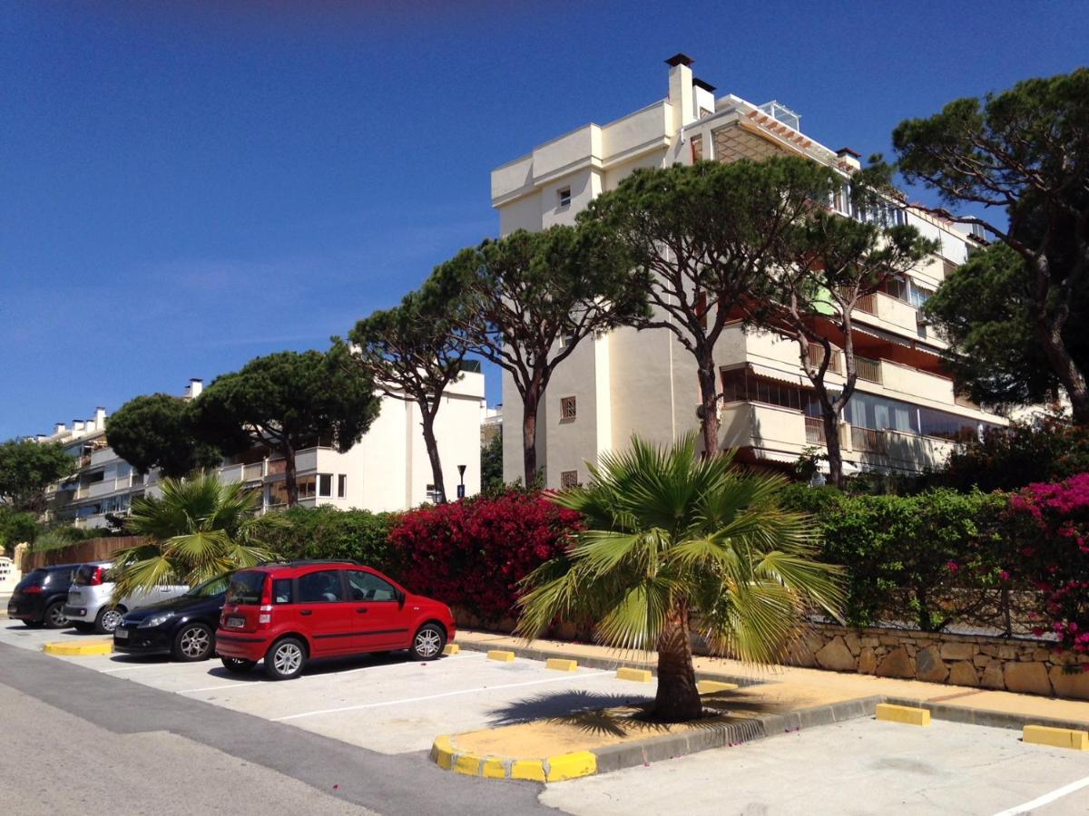 Beautiful Holiday Apartment 2 Bedroom Beach And Pool Malaga Marbella Calahonda Royale Mijas Costa Spain Kültér fotó