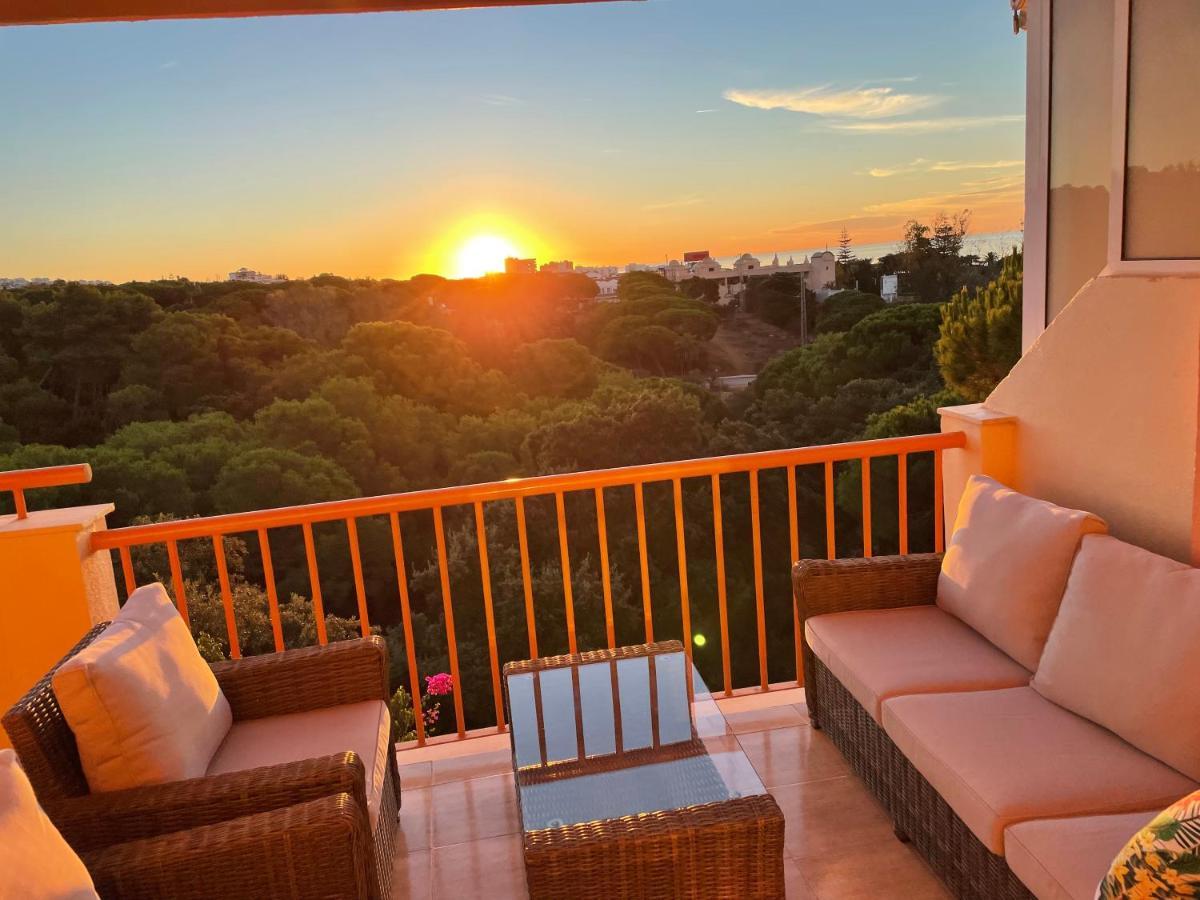 Beautiful Holiday Apartment 2 Bedroom Beach And Pool Malaga Marbella Calahonda Royale Mijas Costa Spain Kültér fotó