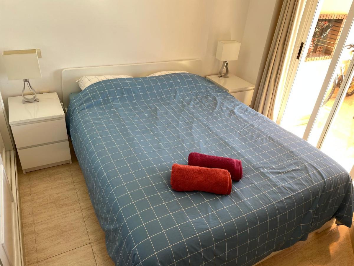 Beautiful Holiday Apartment 2 Bedroom Beach And Pool Malaga Marbella Calahonda Royale Mijas Costa Spain Kültér fotó